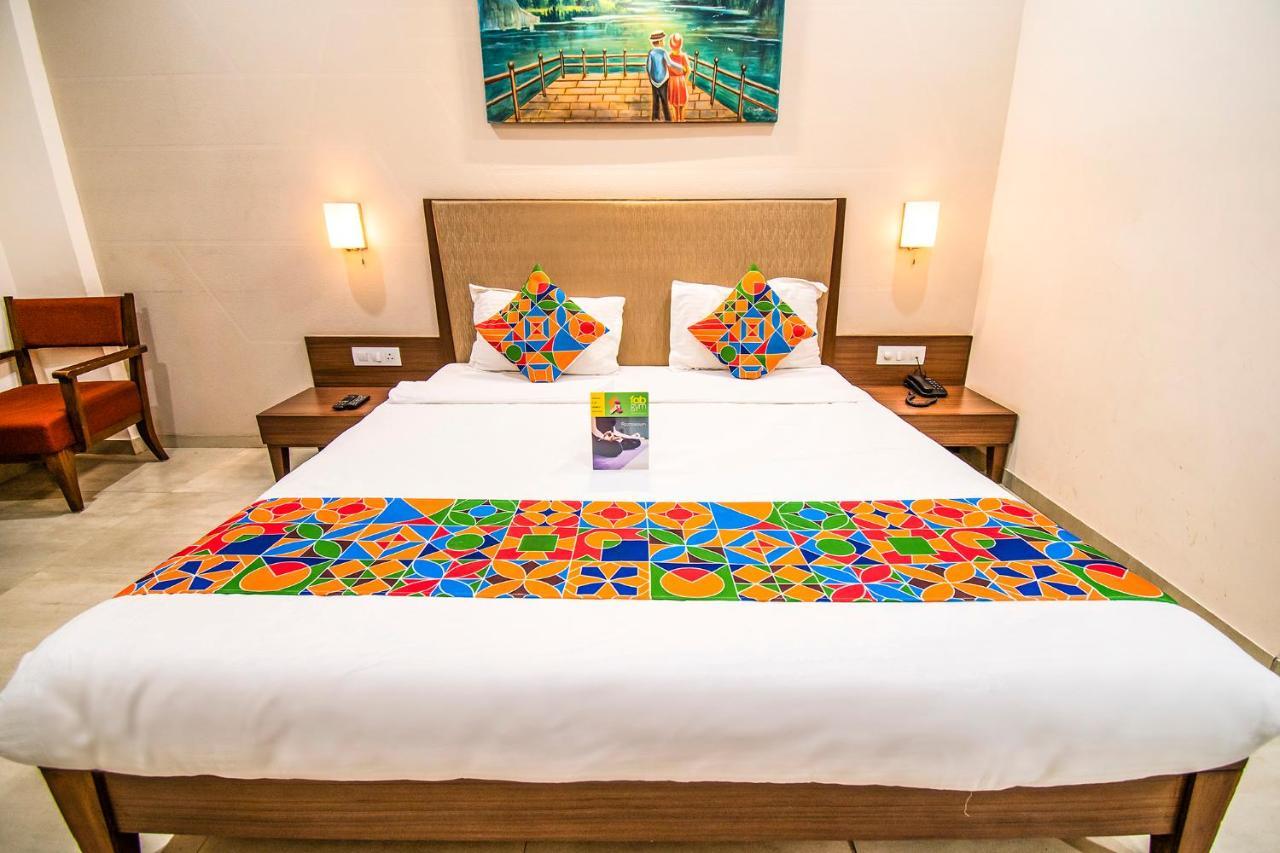 Fabhotel Flora Vastral Ahmedabad Buitenkant foto