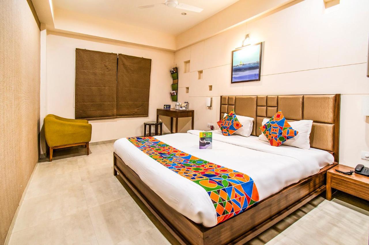 Fabhotel Flora Vastral Ahmedabad Buitenkant foto